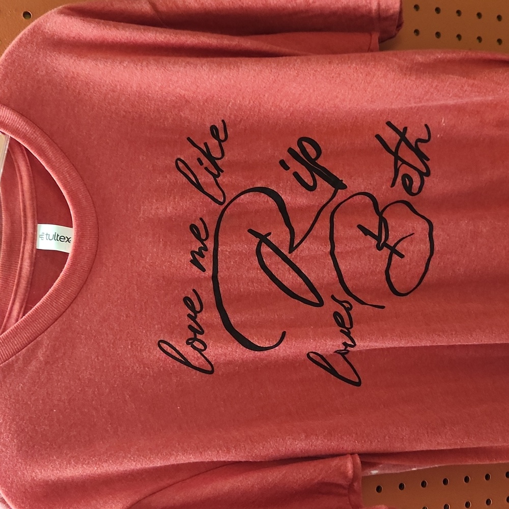 Love me like rip loves Beth